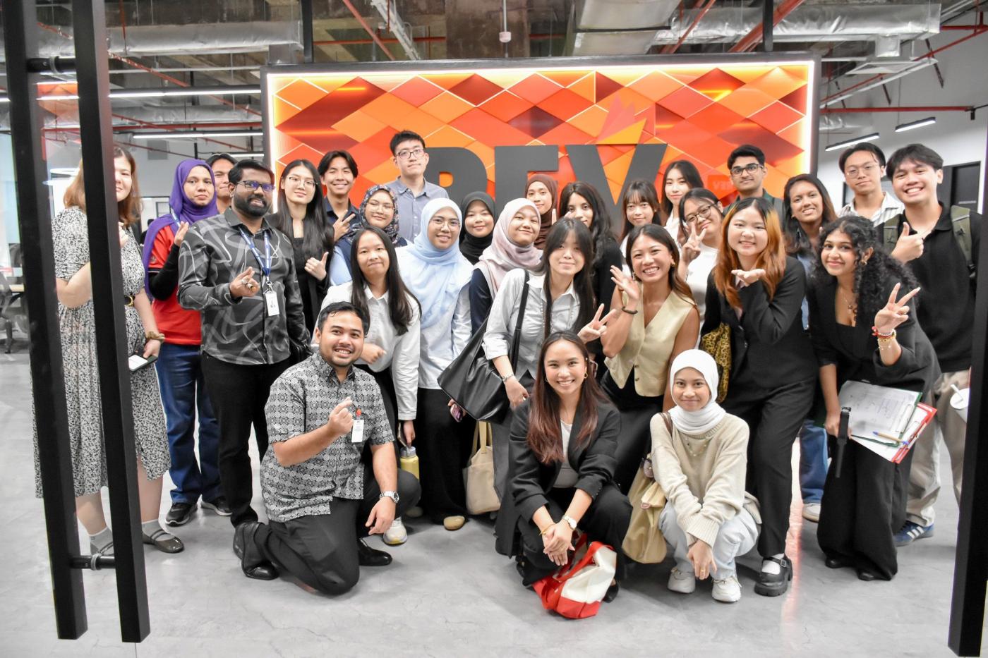 Sunway Business School Students Gain Firsthand Media Insights at Media Prima Visit