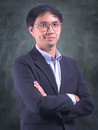 Dr Maverick Yap Fook Choy