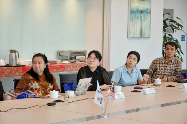 Sunway University & Universitas Jakarta Internasional