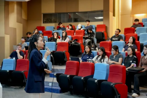 Don't Just Consume Content, Create Your Influence by Foo Huey Ching