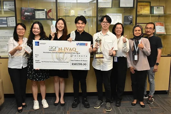 Sunway Business School Accounting Students Win National Inter-Varsity Accounting Quiz