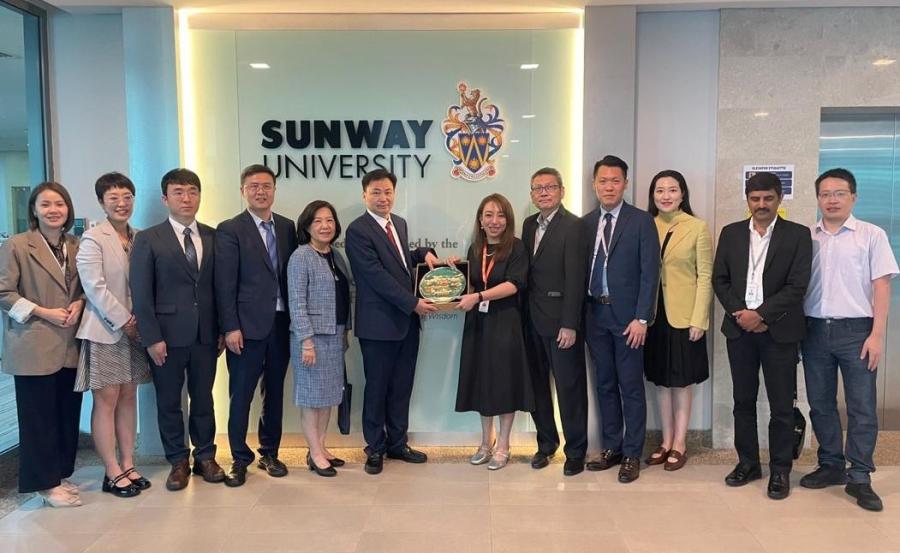 Building Bridges: Zhejiang Sci-Tech University's Inaugural Visit to Sunway University
