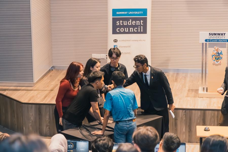 SUSC Battle of the Brains: Cultivating Connection Through Campus Collaboration