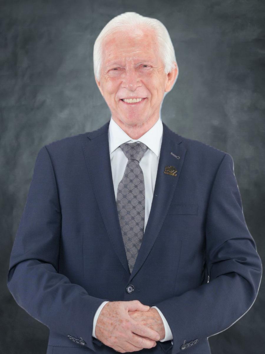 Prof Poppema