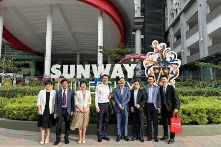 Leaders from Huizhou University visited Sunway University