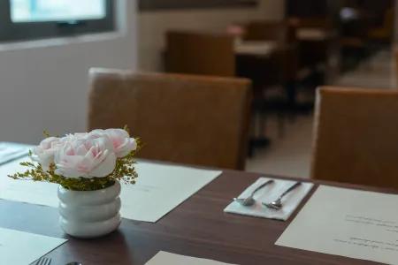 From Classrooms to Cultures: Hospitality Alumni Reflect on Their Exchange Experience