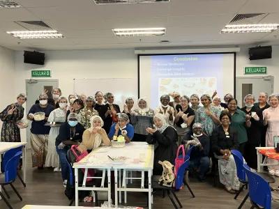 ‘Jom Makan’ - Flavours of Language: Using Food to Teach English and Cultural Competence
