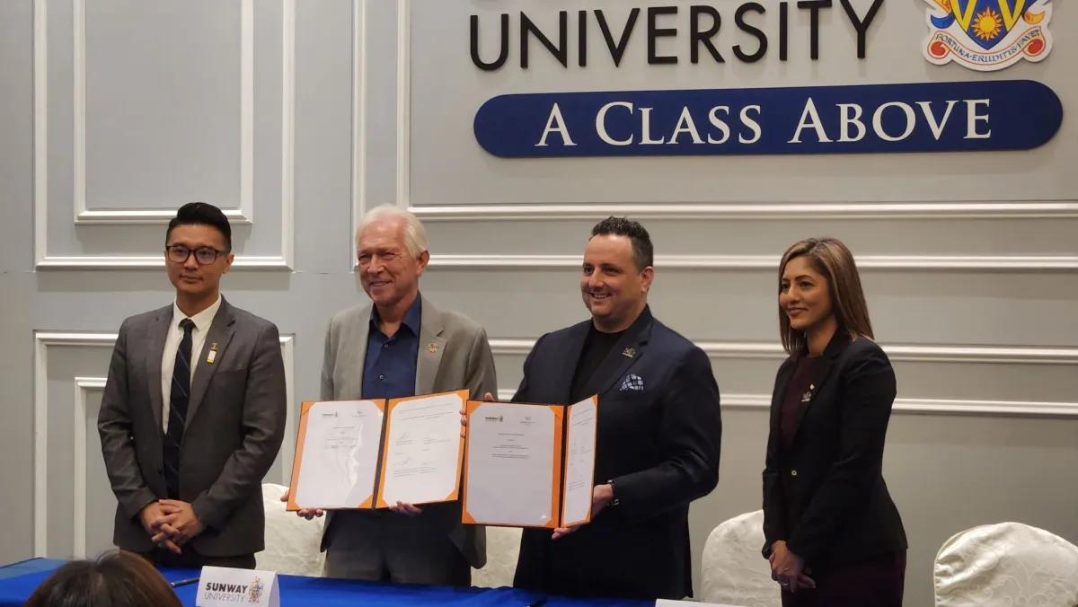 Mou Signing