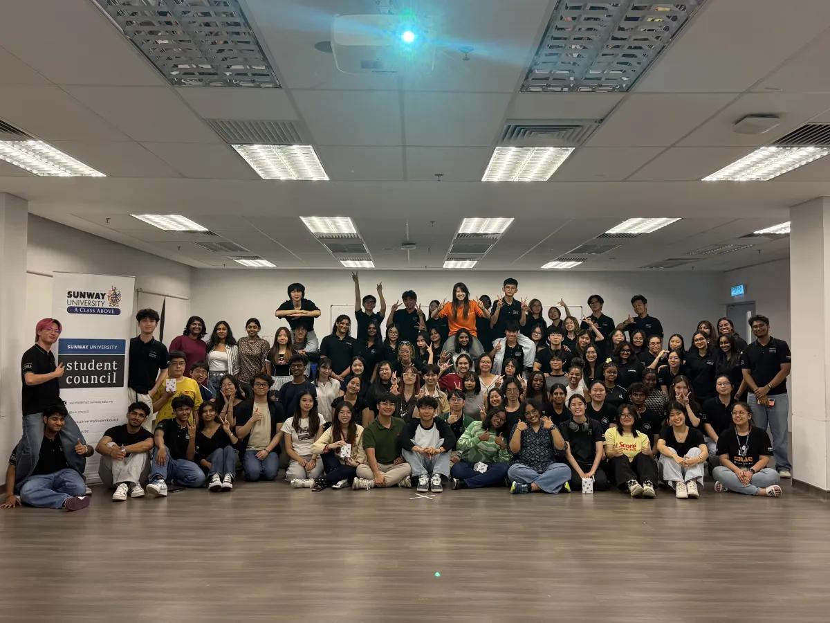 On 13 March 2026, the Extracurricular Department of the Sunway University Student Council (SUSC), in collaboration with the Sunway College Student Council (SCC), successfully organized the C&S Leaders Bonding Night 2026, bringing together over 35 clubs and societies for an evening centered on connection, collaboration, and community. Designed as a space for leaders to interact beyond their formal roles, the event encouraged meaningful conversations and strengthened relationships across clubs and societies, 