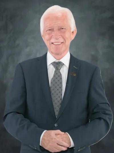 Professor Sibrandes Poppema