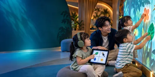 dece online image of teacher with young students