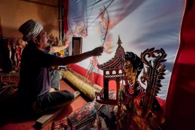 Preserving Malaysia’s Cultural Heritage: Academic Research and Knowledge-Sharing of Traditional Arts and Crafts