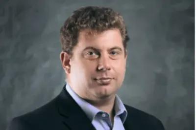Dr Stephen 