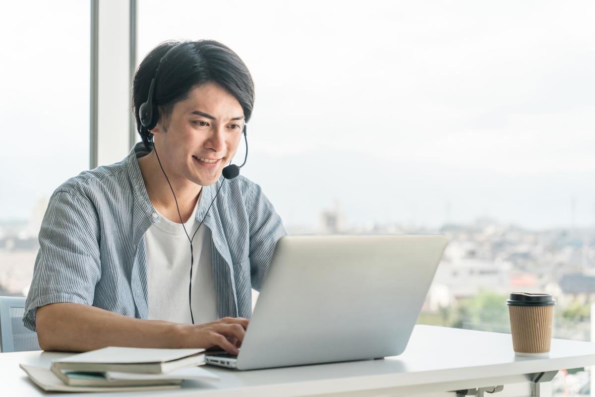Use of Modern Online Tools to Support the Teaching of Computer Programming