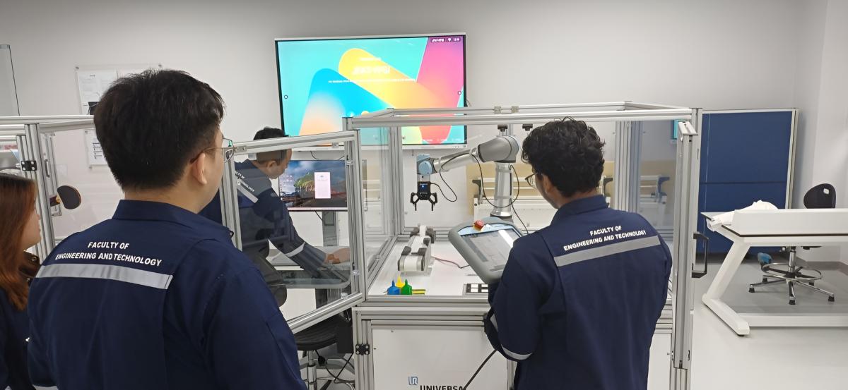 Collaborative Robots and Integrated Automation Lab at Sunway Uni