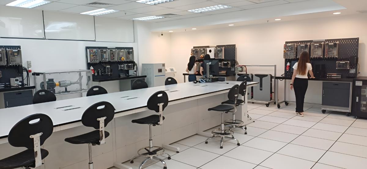 Renewable energy lab at sunway uni