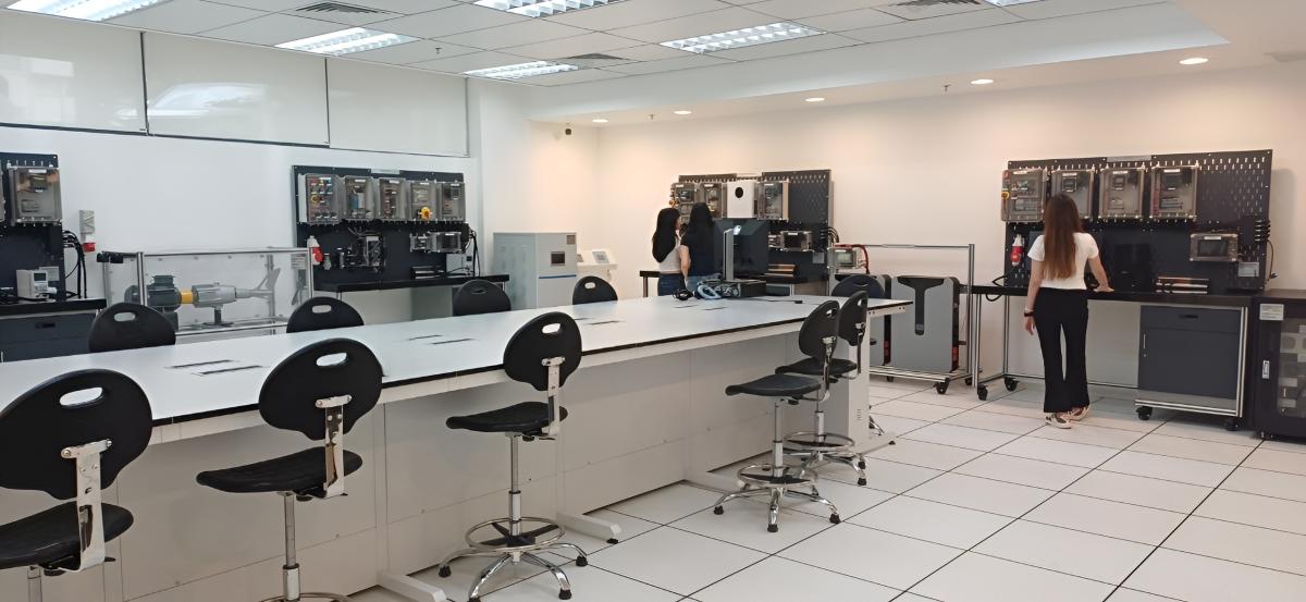 Renewable energy lab at sunway uni